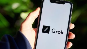 Grok sur smartphone : comment l’IA transforme déjà l’usage quotidien du mobile